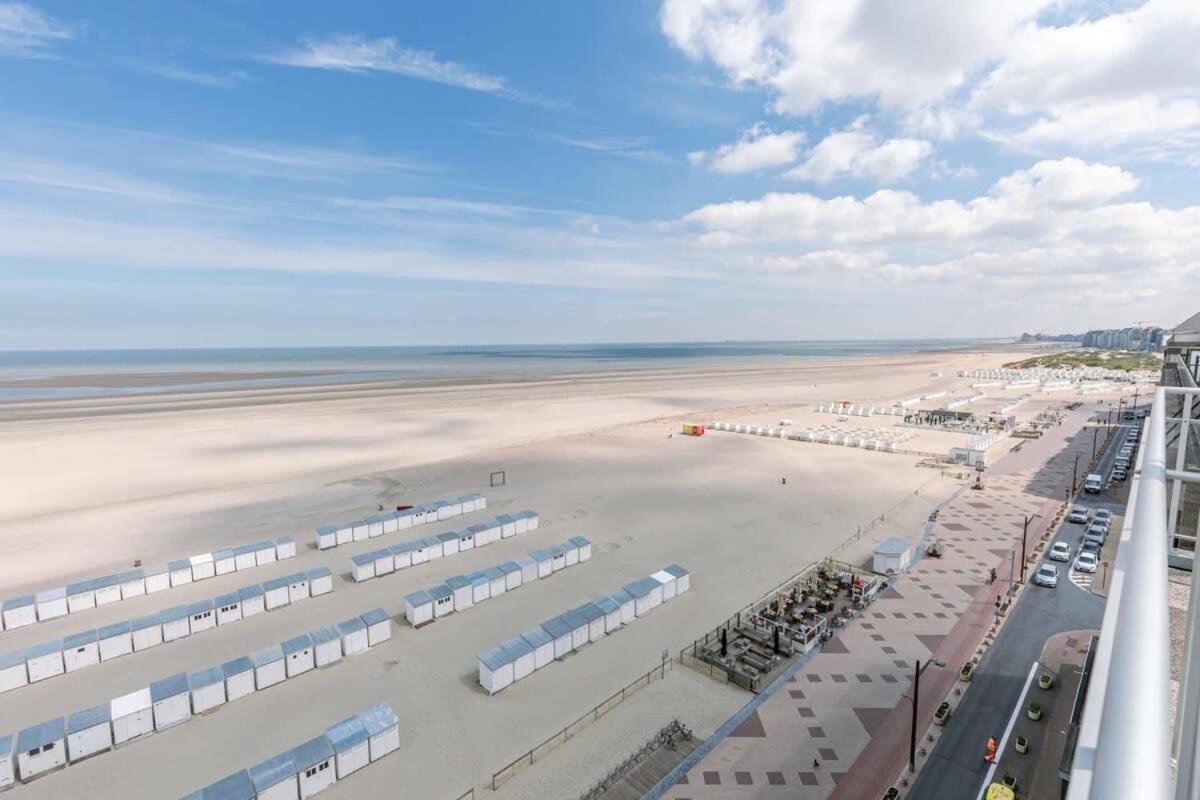 Huswell - Stunning Seafront Apartment 克诺克－海斯特 外观 照片
