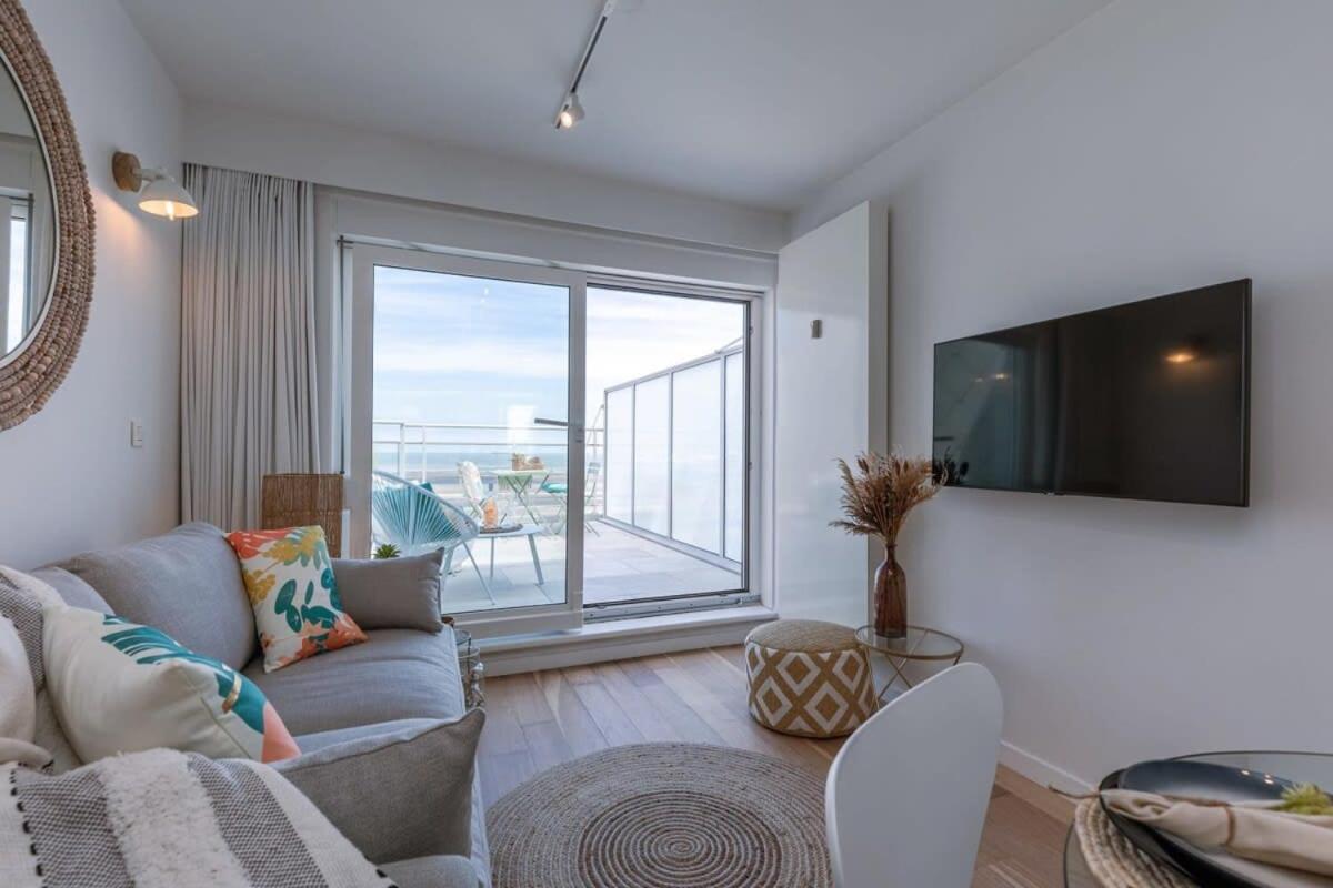 Huswell - Stunning Seafront Apartment 克诺克－海斯特 外观 照片