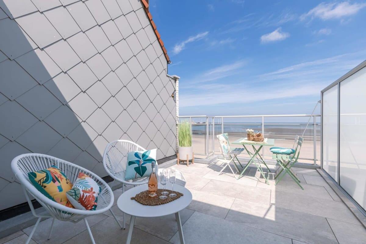 Huswell - Stunning Seafront Apartment 克诺克－海斯特 外观 照片
